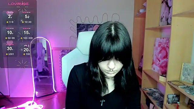 Emma Darkkk online show from 02.22.26