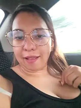 Snapshot of ISABELLA-24_ chatting on 02.28.26 ISABELLA-24 online show from 02.28.26