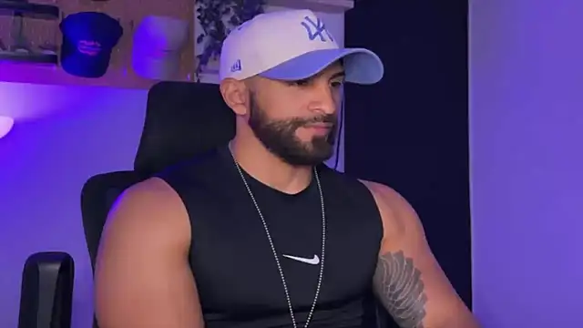 SamDornan51 online show from 04.06.26