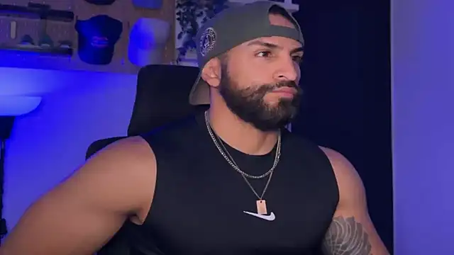 SamDornan51 online show from 04.15.26