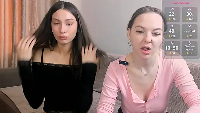 AricaPetties online show from 04.12.26