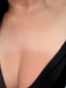 priya  sexxyy online show from 04.11.26