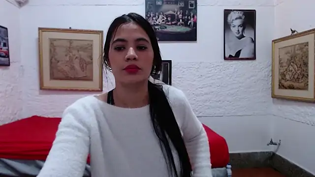 Snapshot of JulianaLopera1 chatting on 02.26.26 JulianaLopera1 online show from 02.26.26