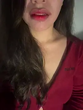 QuynhAnh 2k1 online show from 02.14.26