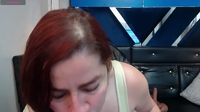 Snapshot of Alison-mar chatting on 06.24.26 Alison-mar online show from 06.24.26