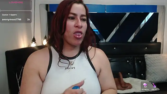Snapshot of Alison-mar chatting on 06.25.26 Alison-mar online show from 06.25.26