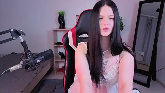 Maria trend online show from 02.17.26