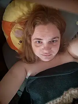 Snapshot of VitniKis chatting on 02.05.26 VitniKis online show from 02.05.26