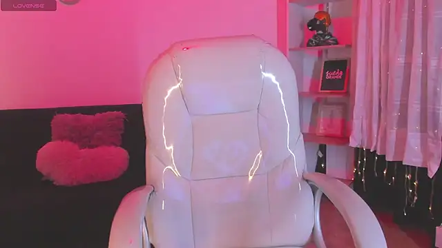 Sweet bellaa  online show from 04.18.26