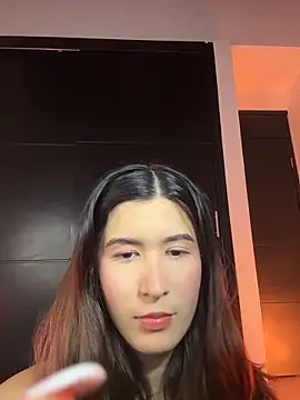 emicute  online show from 02.03.26