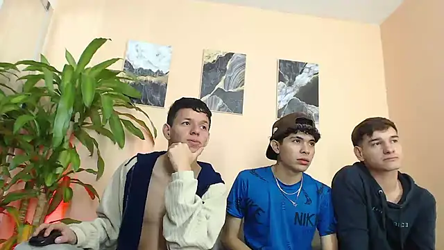 DesiresOfOlympus  online show from 02.25.26