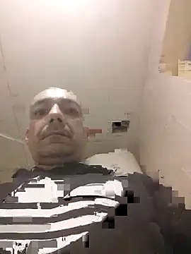 Snapshot of Gghj13jjj chatting on 03.16.26 Gghj13jjj online show from 03.16.26