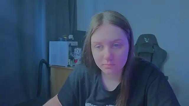 Snapshot of Holy_Kveta chatting on 07.23.26 Holy Kveta online show from 07.23.26