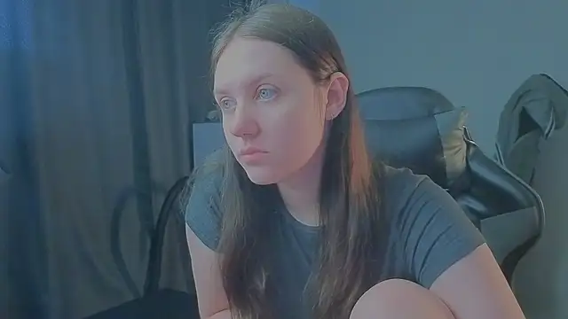 Snapshot of Holy_Kveta chatting on 07.31.26 Holy Kveta online show from 07.31.26