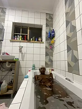 Snapshot of BankssWithTheBenz chatting on 02.18.26 BankssWithTheBenz online show from 02.18.26