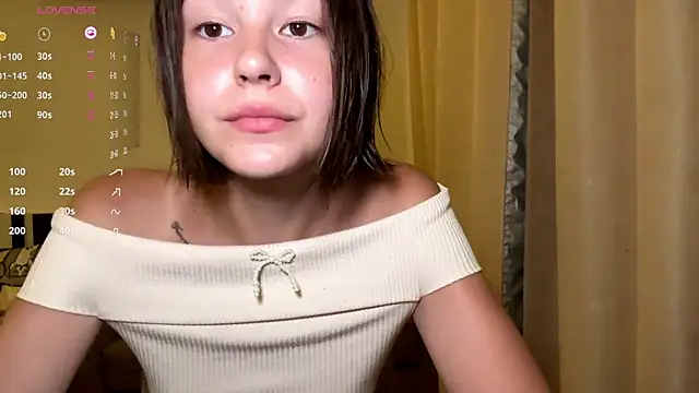 Snapshot of MauritaSpueler chatting on 04.22.26 MauritaSpueler online show from 04.22.26