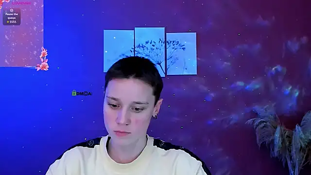 Snapshot of emi_fade chatting on 02.10.26 emi fade online show from 02.10.26