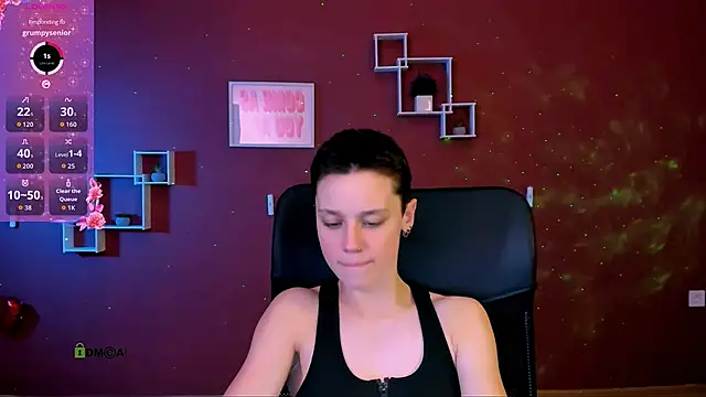 Snapshot of emi_fade chatting on 02.21.26 emi fade online show from 02.21.26