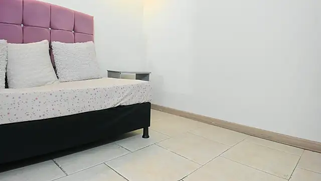 Lia Nova online show from 03.11.26