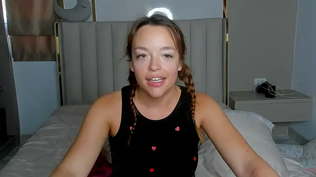 stellaa quenn online show from 04.11.26