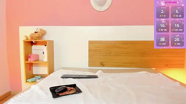 ValeryBellotti online show from 04.17.26