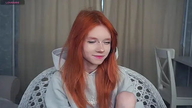 TarynPalek online show from 02.08.26