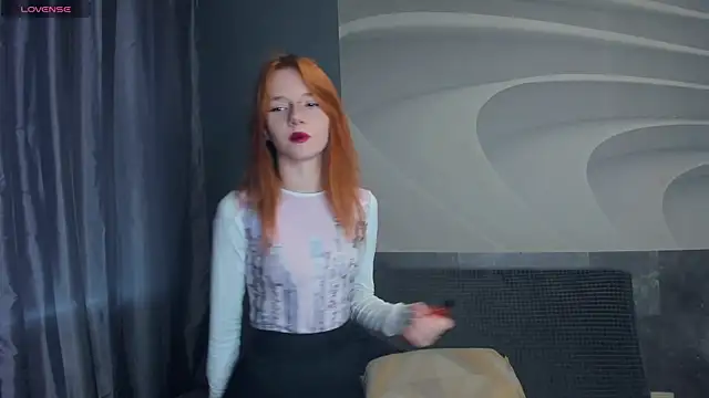 Snapshot of TarynPalek chatting on 07.11.26 TarynPalek online show from 07.11.26