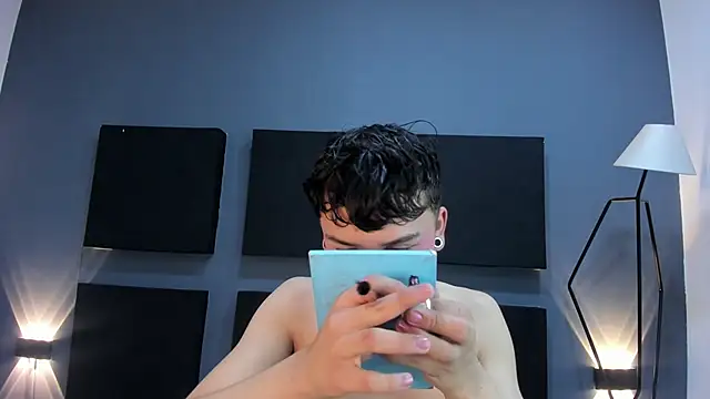 Snapshot of Camilo_X_x chatting on 03.04.26 Camilo X x online show from 03.04.26