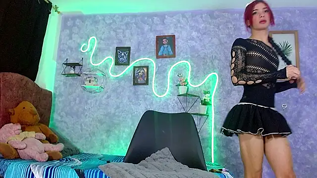 Snapshot of Everlin__Hot_ chatting on 02.09.26 Everlin Hot online show from 02.09.26