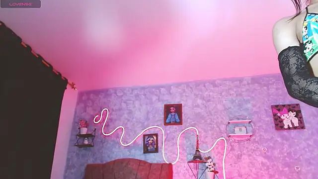 Everlin  Hot  online show from 04.18.26