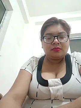 Elie Hallway online show from 02.27.26