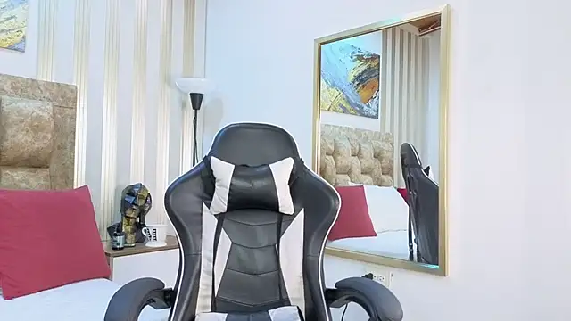 amara queen  online show from 03.15.26