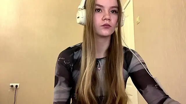 Snapshot of AgnesShy_ chatting on 03.03.26 AgnesShy online show from 03.03.26