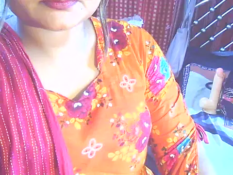 Snapshot of Nusrat_Faria chatting on 05.19.26 Nusrat Faria online show from 05.19.26