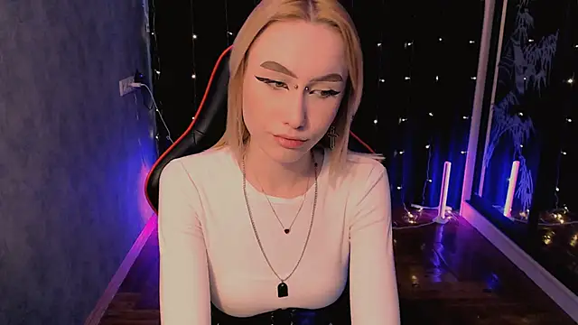 Snapshot of crybambi chatting on 02.24.26 crybambi online show from 02.24.26