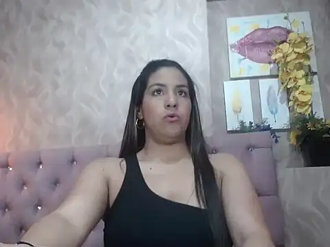 SofiaPinnk online show from 03.04.26