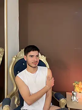 Snapshot of Apolo_Gray chatting on 02.21.26 Apolo Gray online show from 02.21.26