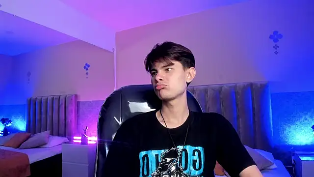 Derek Sinn online show from 04.21.26