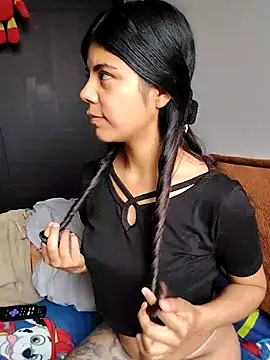 Roxan King online show from 03.03.26