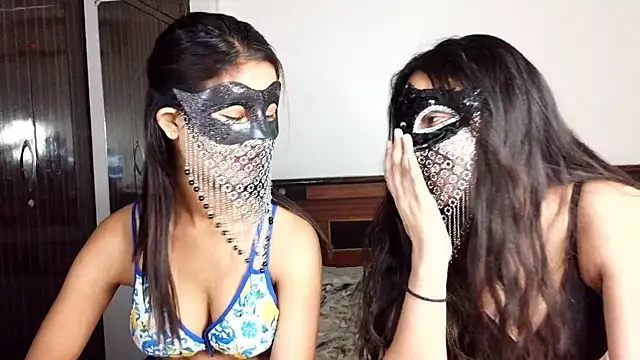 Alina Teen online show from 04.22.26