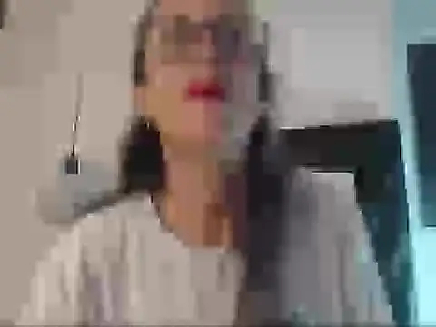 Snapshot of laurasofia45 chatting on 02.12.26 laurasofia45 online show from 02.12.26