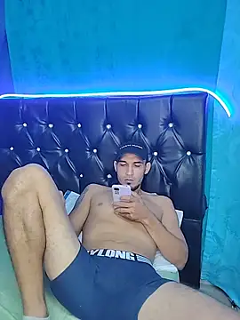 junior men22 online show from 02.17.26