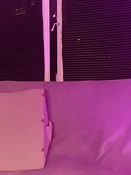 Eva Err online show from 04.19.26