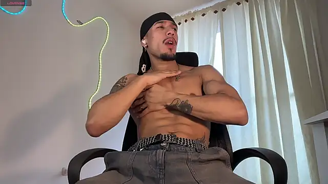 rafael stone11 online show from 04.18.26