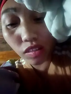 Snapshot of hot-luna- chatting on 02.14.26 hot-luna- online show from 02.14.26