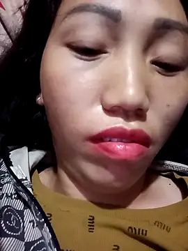 Snapshot of hot-luna- chatting on 02.20.26 hot-luna- online show from 02.20.26