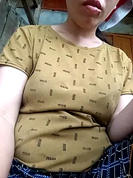 hot-luna- online show from 06.17.26