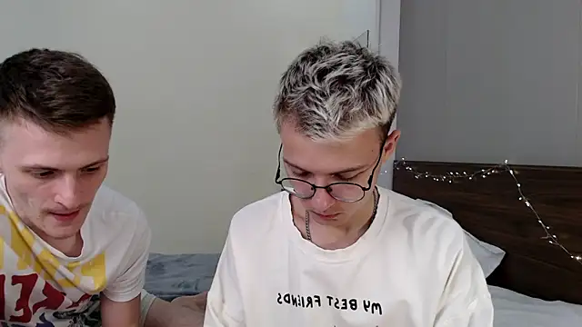 Snapshot of NikiKerryCum chatting on 02.08.26 NikiKerryCum online show from 02.08.26