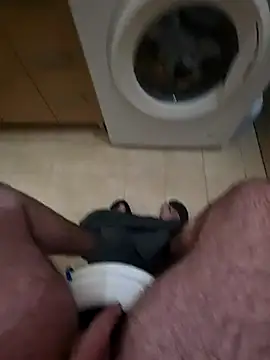 Snapshot of Heyyo3 chatting on 02.08.26 Heyyo3 online show from 02.08.26