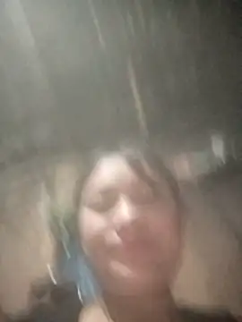 Snapshot of Momo-biki chatting on 03.11.26 Momo-biki online show from 03.11.26